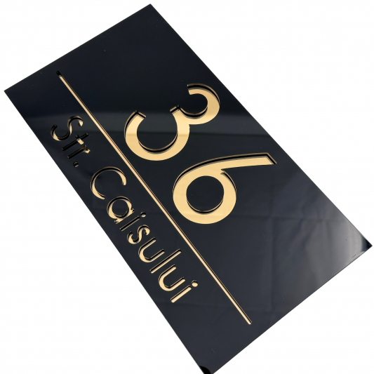 NUMAR CASA PREMIUM - Negru Lucios / Auriu Oglinda  - 28x15cm
