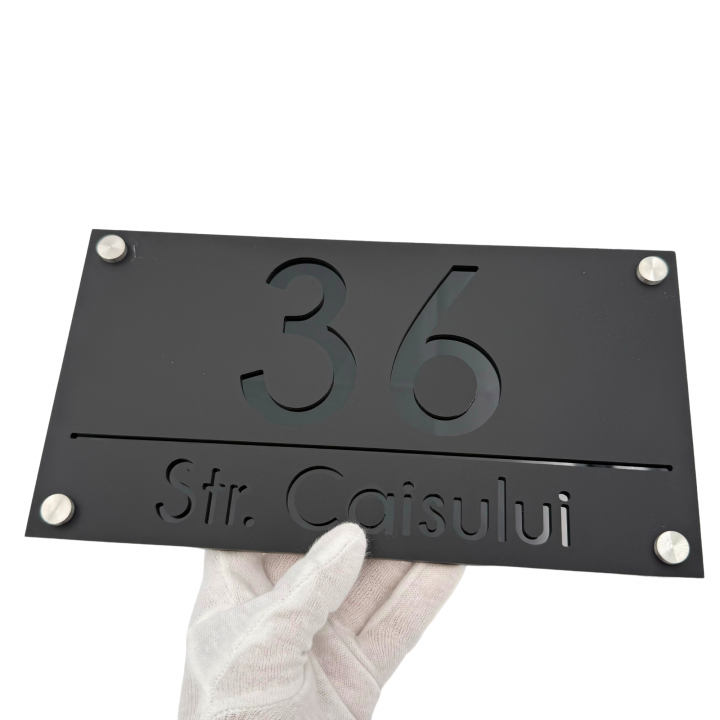 NUMAR CASA PREMIUM - Negru Satinat / Negru Lucios / 4 Distantieri Argintii - 28x15cm