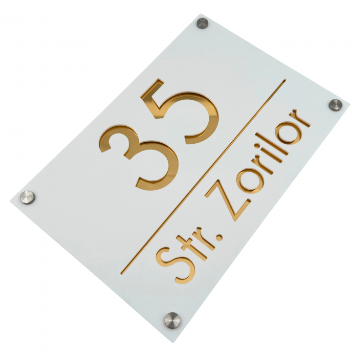 NUMAR CASA PREMIUM - Alb Satinat / Auriu Oglinda / 4 Distantieri Argintii - 30x20cm