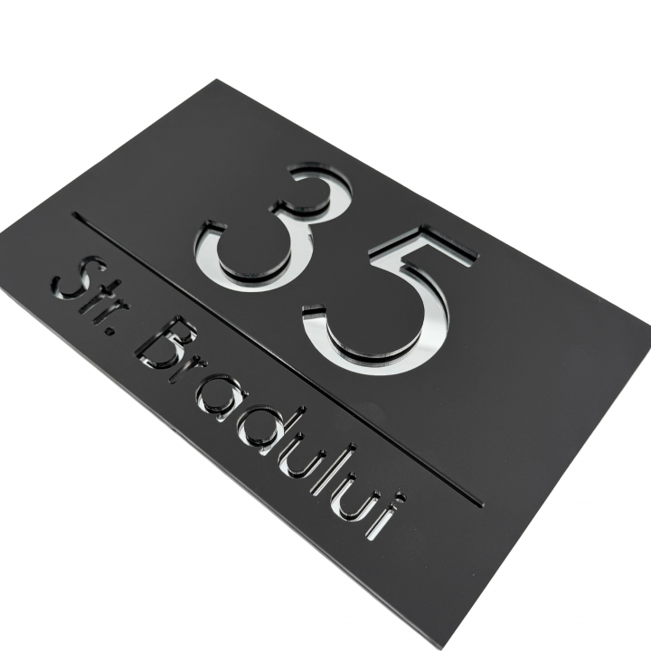 NUMAR CASA PREMIUM - Negru Satinat / Argintiu Oglinda - 24x15cm