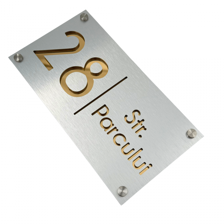 NUMAR CASA PREMIUM - Aluminiu Periat / Auriu Oglinda / 4 Distantieri Argintii - 28x15cm