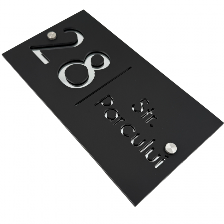 NUMAR CASA PREMIUM - Negru Satinat / Argintiu Oglinda / 2 Distantieri Argintii - 28x15cm