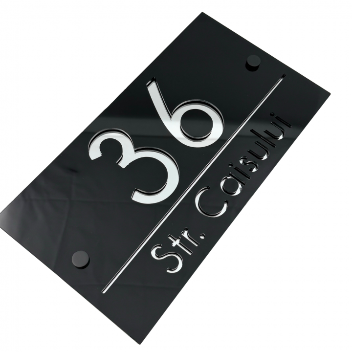 NUMAR CASA PREMIUM - Negru Lucios / Argintiu Oglinda / 2 Distantieri Negrii - 28x15cm