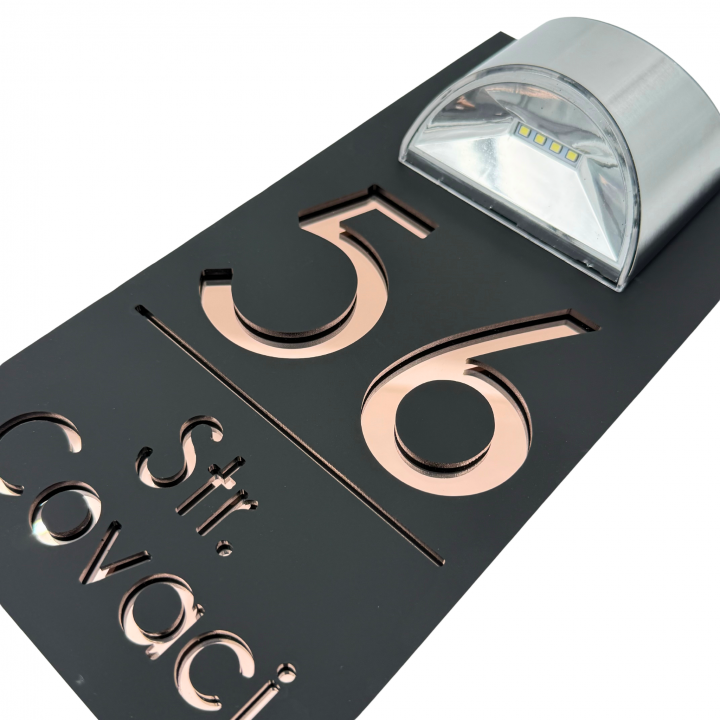 NUMAR CASA PREMIUM - Negru Satinat / Roze Auriu Oglinda / Lampa Solara - 30x15cm